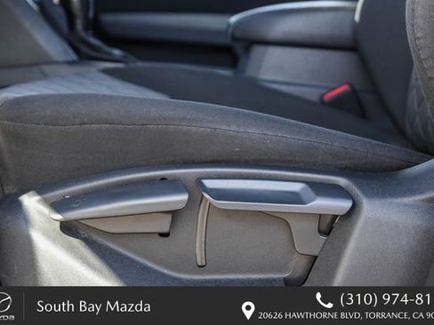 Used 2020 Volkswagen Atlas Cross Sport S image 22