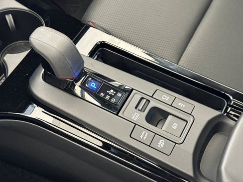 New 2026 Toyota Prius Plug-In Hybrid FWD image 20