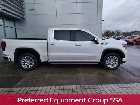 Used 2024 GMC Sierra 1500 Denali w/ Technology Package image 4