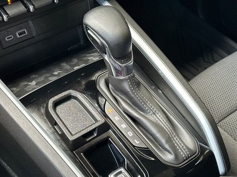 Used 2024 Chevrolet Colorado LT w/ LT Convenience Package image 27