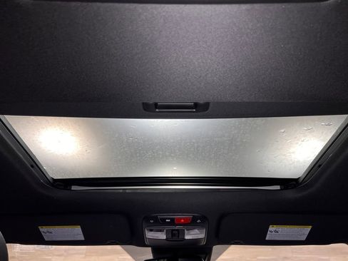 Used 2024 Kia Telluride EX X-Line image 17