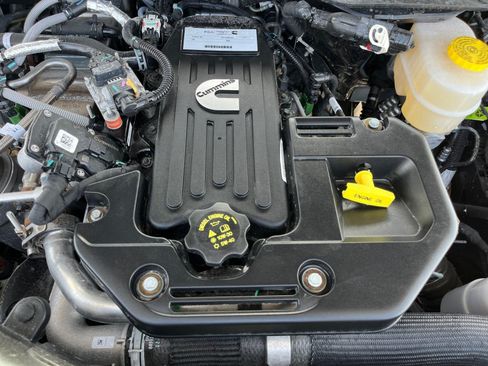 New 2026 RAM 2500 Big Horn AWD/4WD image 29