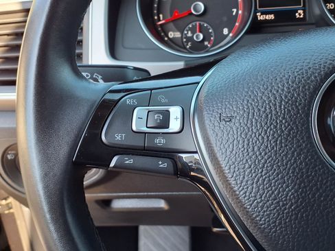 Used 2019 Volkswagen Atlas SE image 24