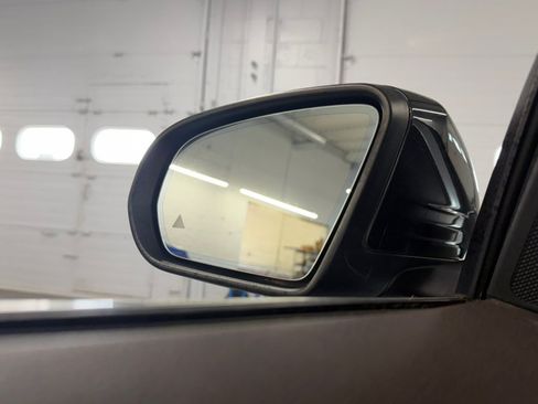 Used 2015 Mercedes-Benz C 300 4MATIC Sedan image 26