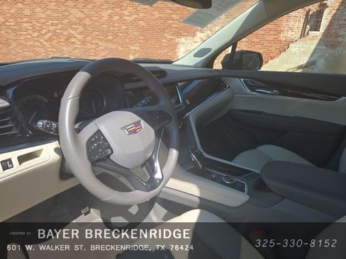Certified 2025 Cadillac XT6 Premium Luxury image 7
