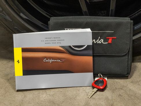 Used 2015 Ferrari California T RWD image 78
