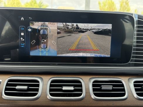 New 2025 Mercedes-Benz GLS 450 4MATIC image 27