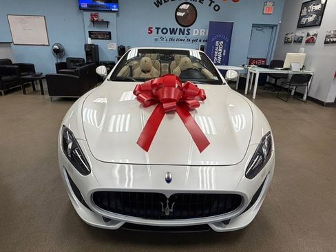 Used 2017 Maserati GranTurismo MC Centennial image 4