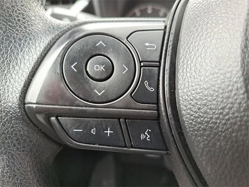 Used 2024 Toyota Corolla LE image 21