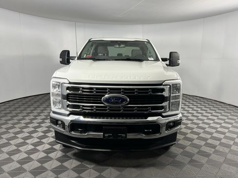 Used 2023 Ford F250 XLT w/ Snow Plow Prep Package image 15
