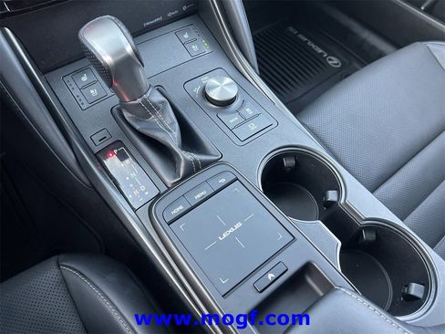 Used 2021 Lexus IS 350 F Sport image 11