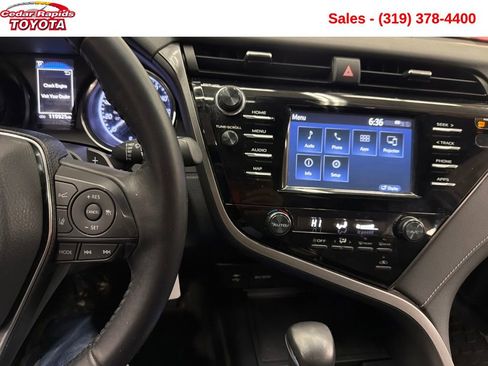 Used 2019 Toyota Camry SE image 19