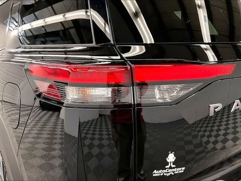 New 2026 Nissan Pathfinder Platinum image 19