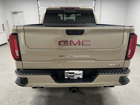 Used 2023 GMC Sierra 1500 AT4 w/ Technology Package image 9