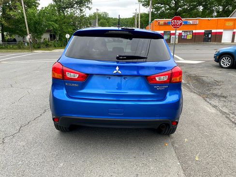 Used 2016 Mitsubishi Outlander Sport ES image 6