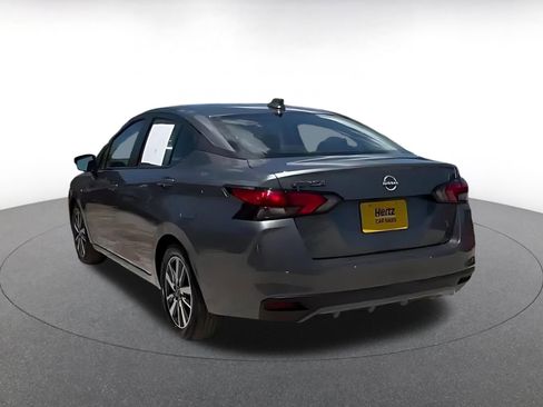 Used 2025 Nissan Versa SV FWD image 15