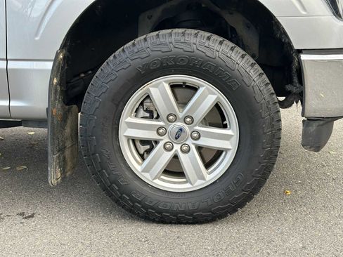 Used 2023 Ford F150 XLT w/ Trailer Tow Package image 9