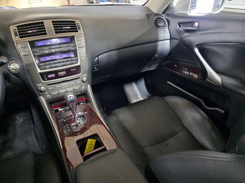 Used 2008 Lexus IS 250 w/ Premium Pkg RWD image 13