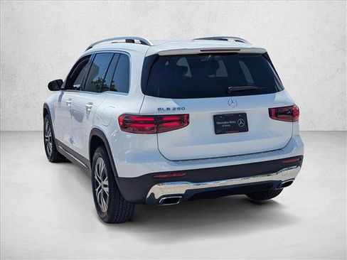 New 2026 Mercedes-Benz GLB 250 image 8