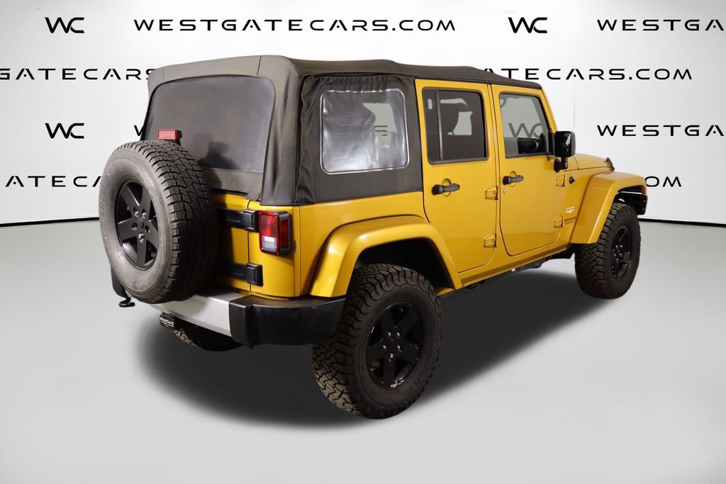 Used 2014 Jeep Wrangler Unlimited Sahara w/ Max Tow Package AWD/4WD image 35