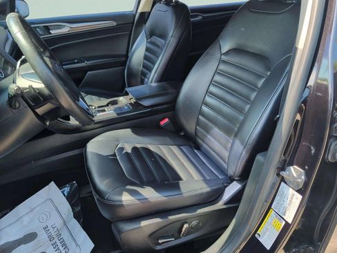 Used 2019 Ford Fusion SEL FWD image 13
