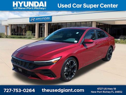 Certified 2024 Hyundai Elantra SEL w/ Convenience Package FWD image 1