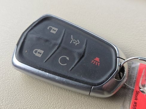 Used 2019 Cadillac XT5 Luxury image 39