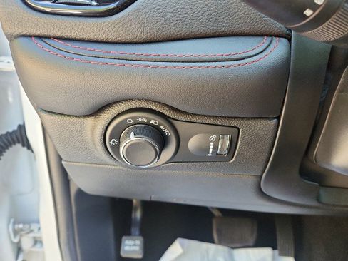 Used 2024 Dodge Durango GT AWD/4WD image 24