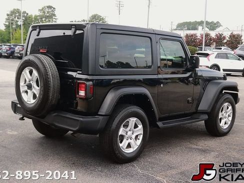 Used 2023 Jeep Wrangler Sport AWD/4WD image 7