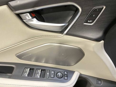 Used 2025 Acura RDX SH-AWD w/ Advance Package image 23