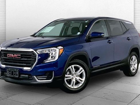 Used 2022 GMC Terrain SLE FWD image 12