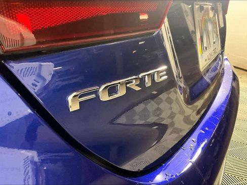 Used 2021 Kia Forte GT-Line FWD image 30