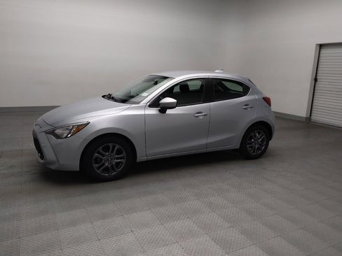 Used 2020 Toyota Yaris LE FWD image 2