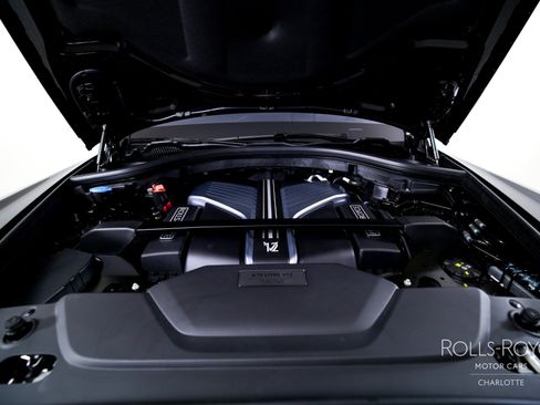 New 2027 Rolls-Royce Cullinan Black Badge AWD/4WD image 36