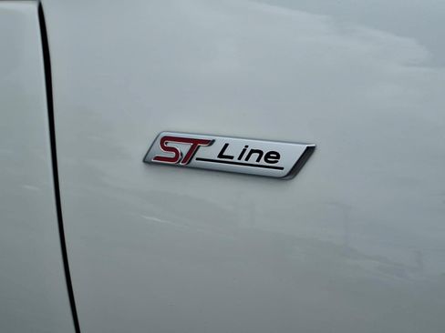 Certified 2024 Ford Escape ST-Line w/ Tech Pack #1 AWD/4WD image 31