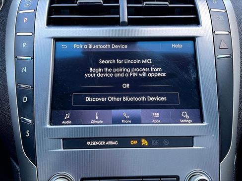 Used 2020 Lincoln MKZ FWD image 24