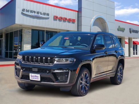 New 2026 Jeep Grand Cherokee Limited AWD/4WD image 2
