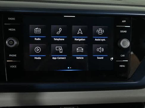 Used 2023 Volkswagen Taos SE w/ Panoramic Sunroof Package FWD image 24