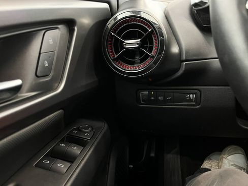 Certified 2024 Chevrolet Equinox EV RS image 18