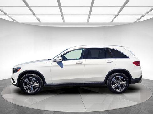 Used 2019 Mercedes-Benz GLC 300 4MATIC image 7