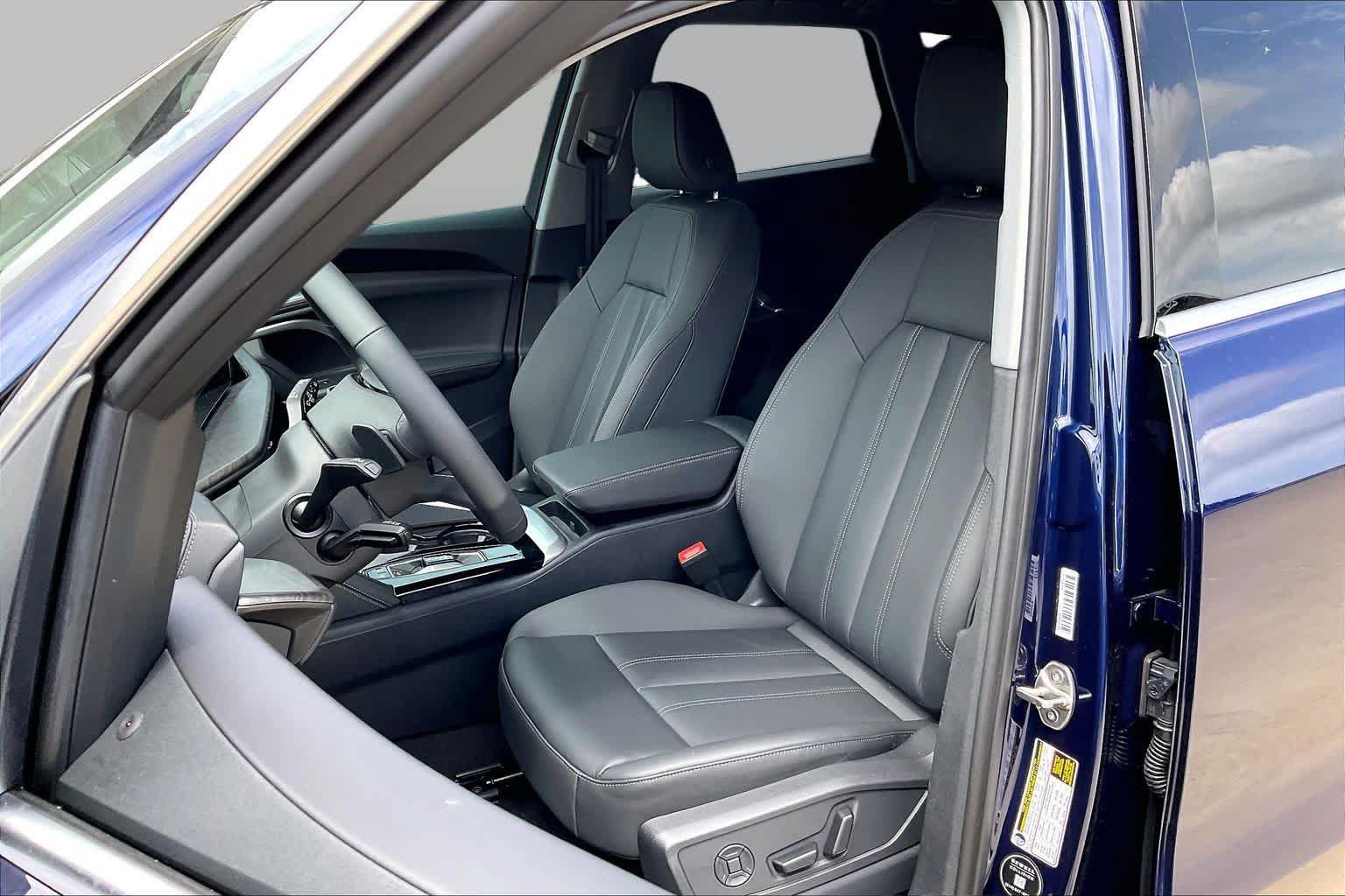 New 2026 Audi Q5 Premium w/ Convenience Package AWD/4WD image 9