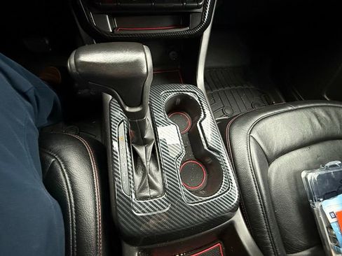 Used 2017 GMC Canyon SLE w/ Nightfall Edition image 25