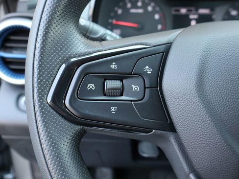 Used 2024 Chevrolet Trax LS w/ LS Convenience Package FWD image 13