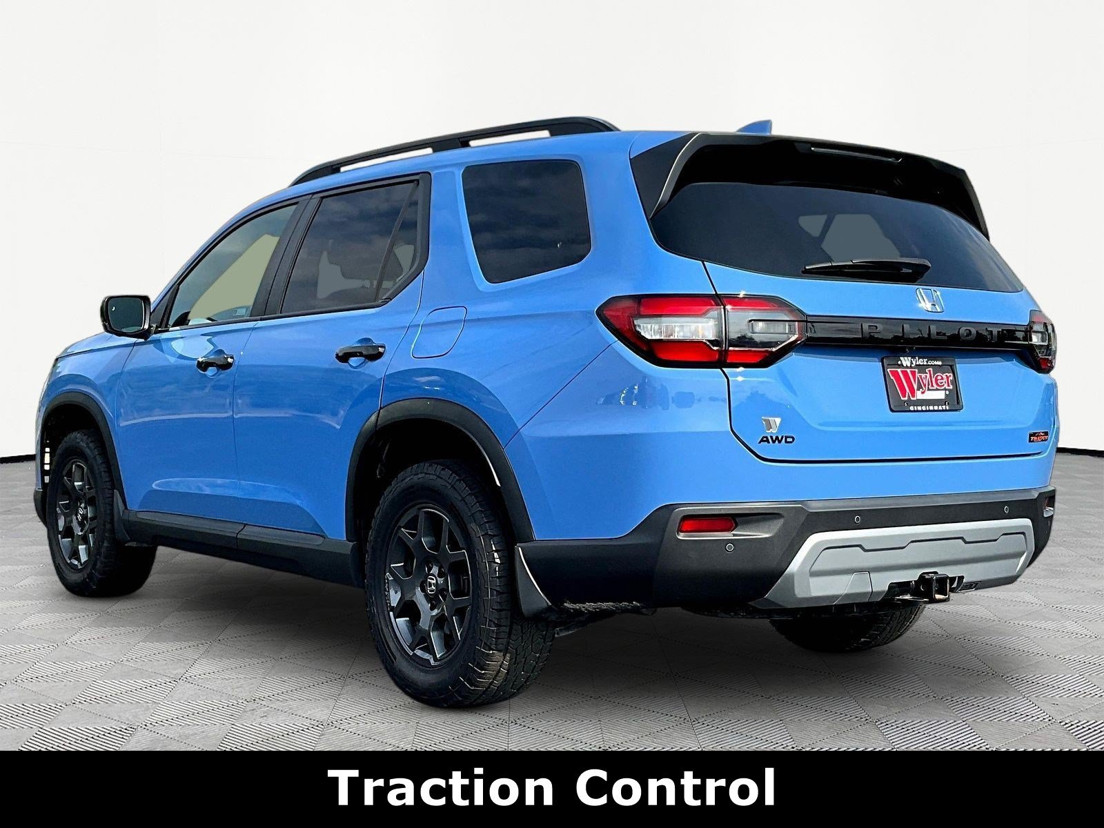 Used 2024 Honda Pilot TrailSport image 4