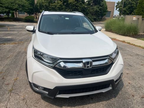 Used 2019 Honda CR-V Touring image 2
