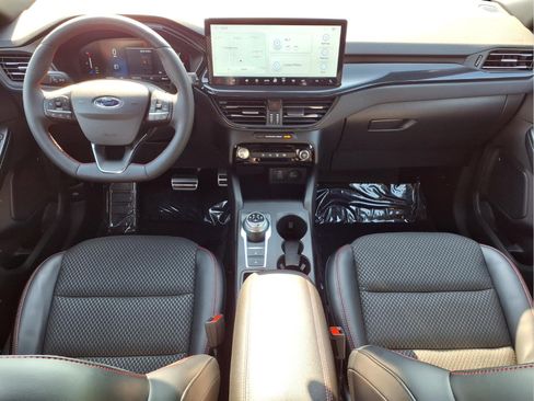 Certified 2024 Ford Escape ST-Line w/ Tech Pack #1 AWD/4WD image 12