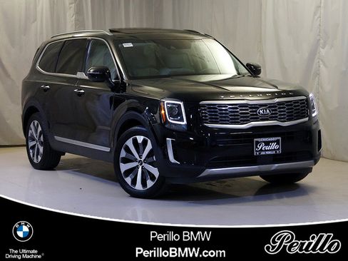 Used 2020 Kia Telluride S w/ S 8 Passenger Seating Package AWD/4WD image 1