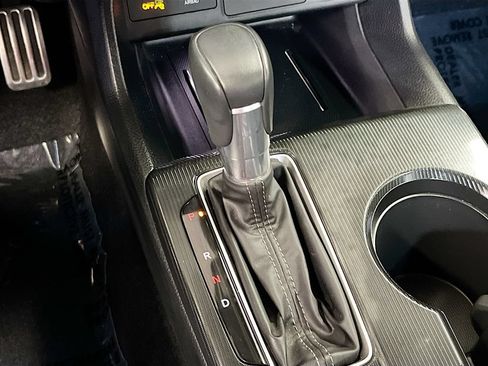 Used 2025 Honda Civic Sport Touring image 17