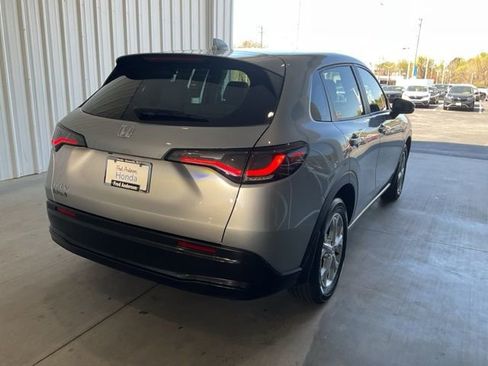 Certified 2025 Honda HR-V LX image 23