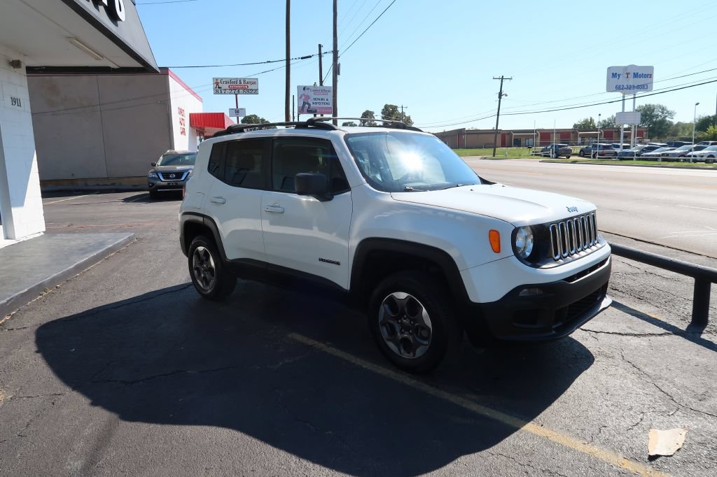 Used 2017 Jeep Renegade Sport w/ Power & Air Group FWD image 2